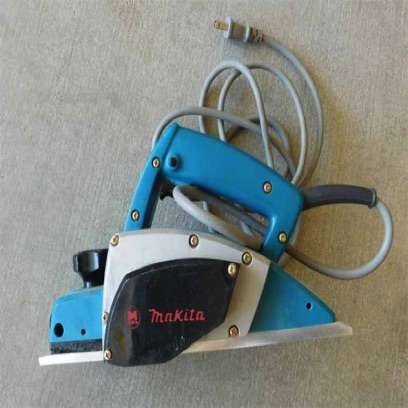 2016-0623 - Makita Hand Planer - $110 - Donated by Bill Stuersel