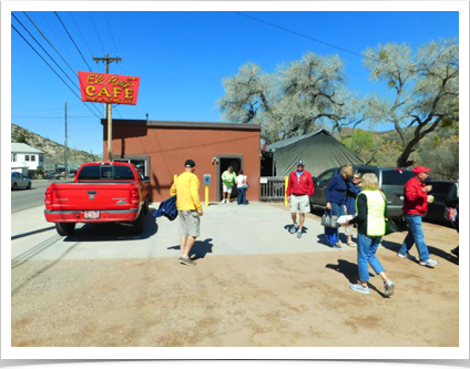 Arriving at the El Ray Cafe